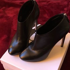 🔥🔥 Hot Booties🔥🔥